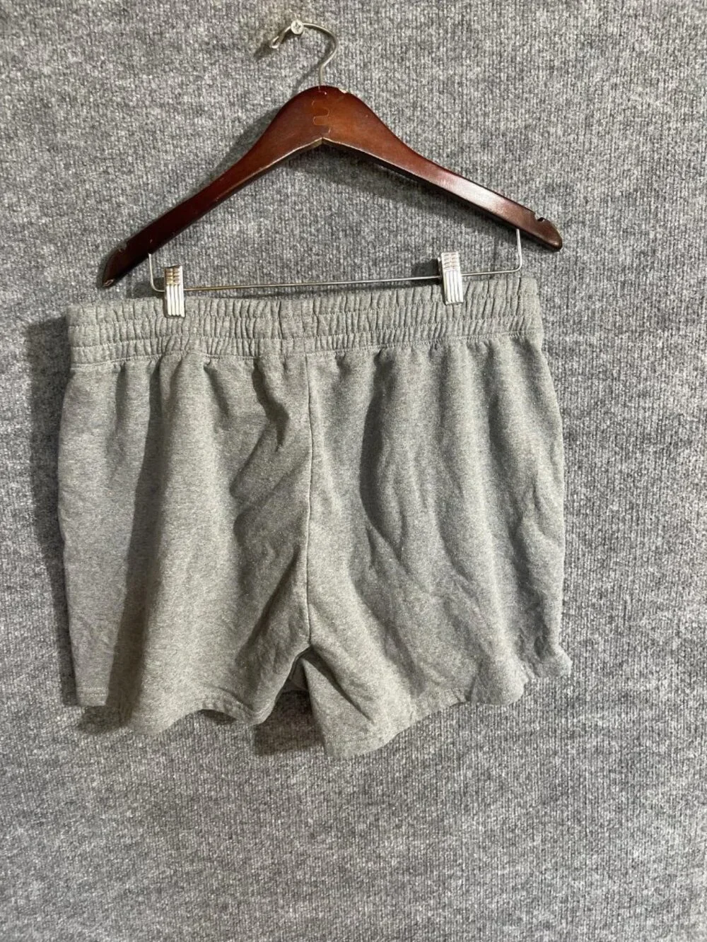 The North Face Shorts Womens XL Gray Fleece Sweat Elastic Waist Pockets Lounge